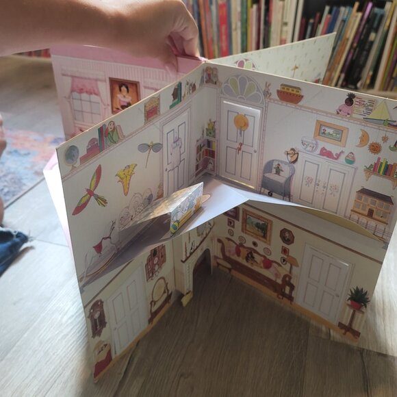 my very own playhouse hard back dollhouse interactive book turns into dollhouse - Picture 6 of 11